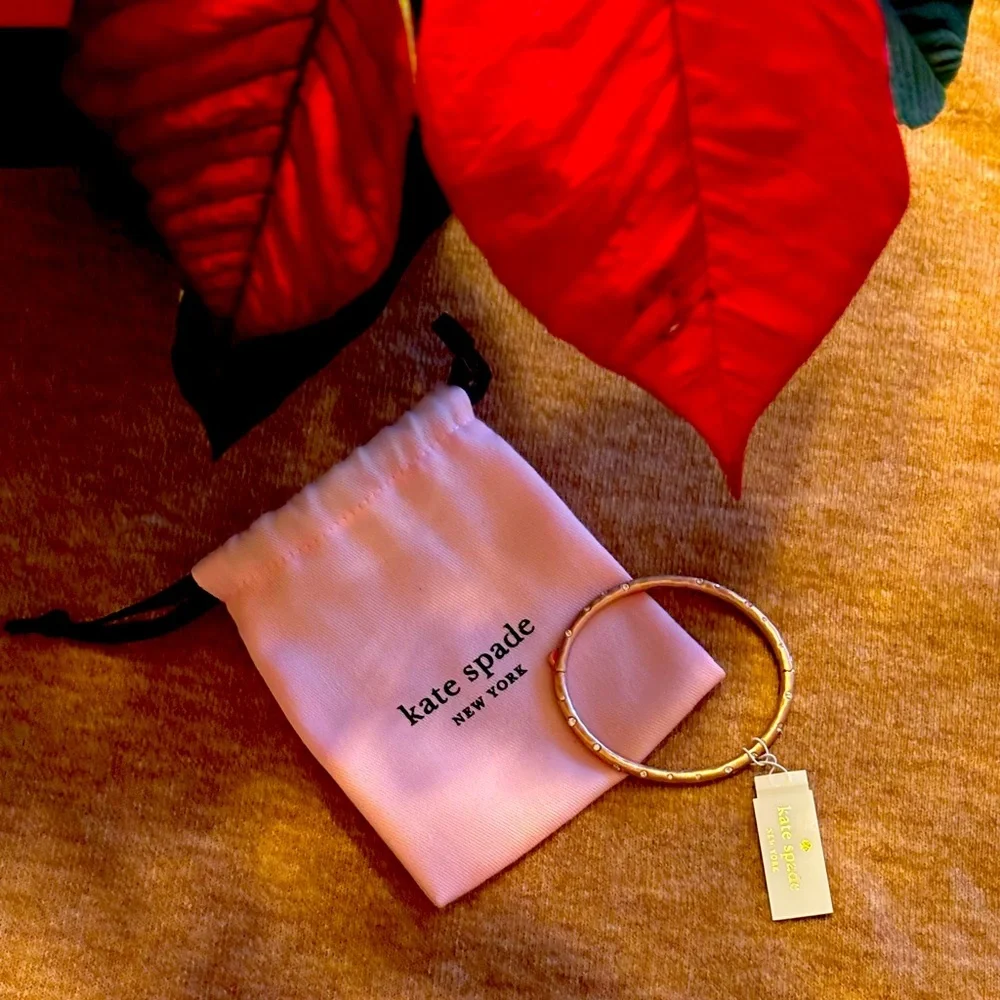Kate Spade New York Cubic Zirconia Bangle Bracelet- NWT- Rose Gold - Picture 1 of 8